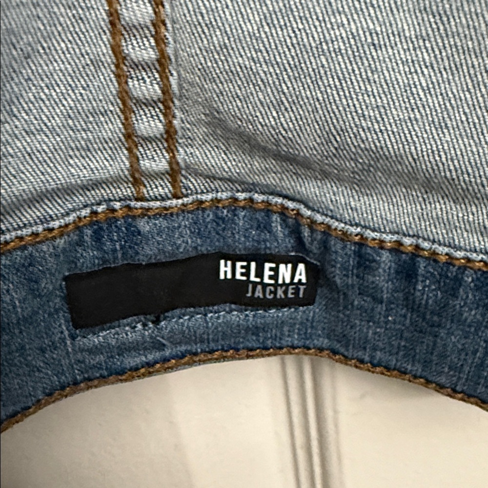 Kut from the Kloth Helena Blue Denim Jacket - Picture 4 of 4
